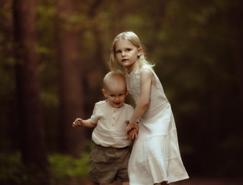 zdjęcie sesja foto mmseta mmseta_photo dziecko dziecięca dziecięce Ząbki Wiktoria S sesja w lesie sesja leśna rodzeństwo rodzinna